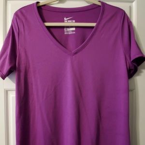 Nike tee